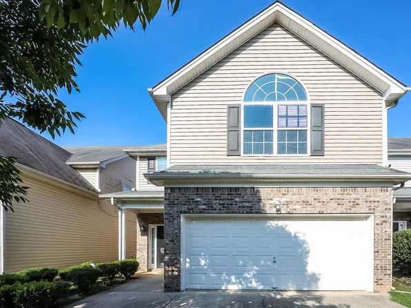 11185 James Madison Dr, Hampton, GA 30228