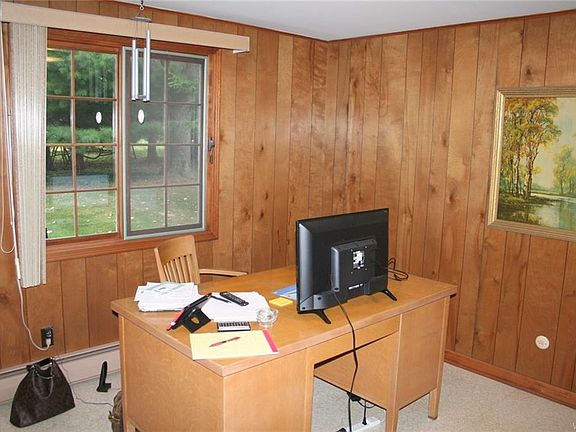 5th image of 53 Chaumont Dr