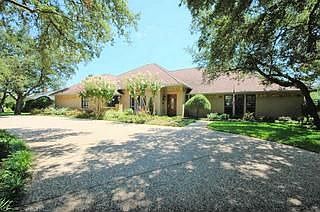 1st image of 7406 Hillwood Ln