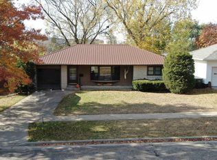 791 S Beaumont Rd, Prairie Du Chien, WI 53821