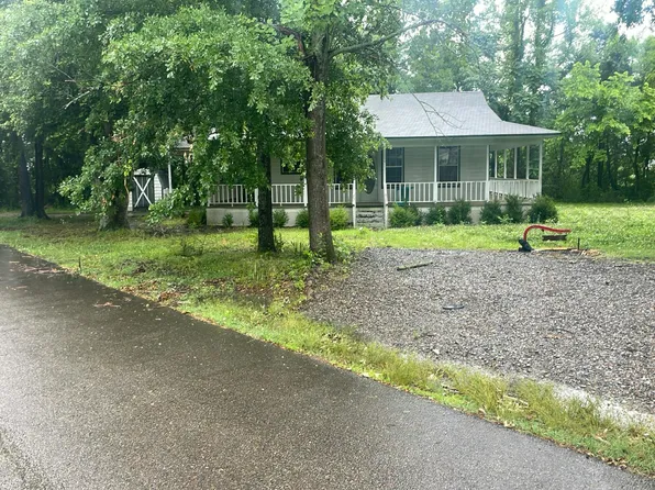 1000 Oak Grove Ave, Mena, AR 71953