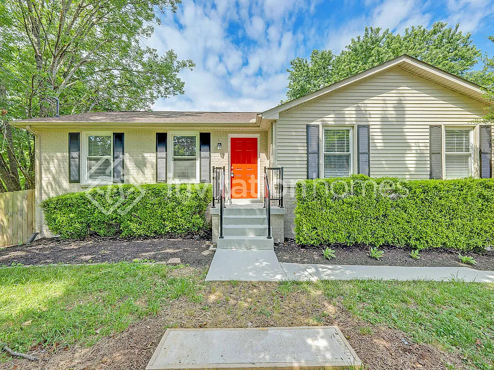 108 Redondo Ct S