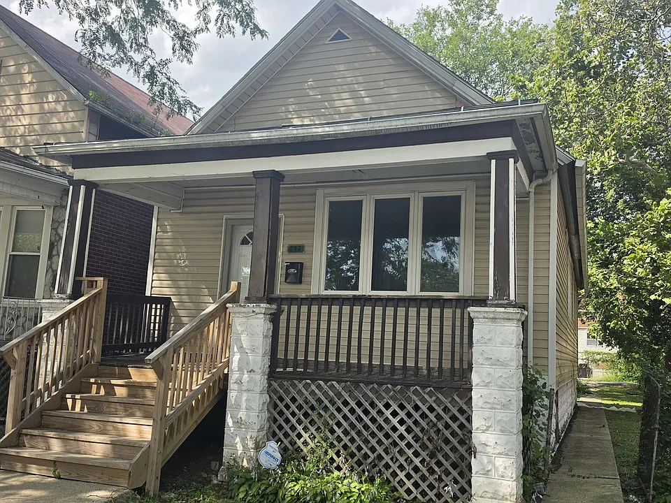 232 W 111th Pl
