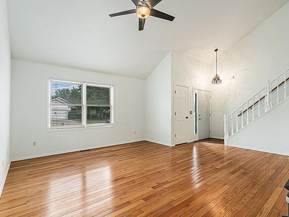 3rd image of 5615 Trippel Dr