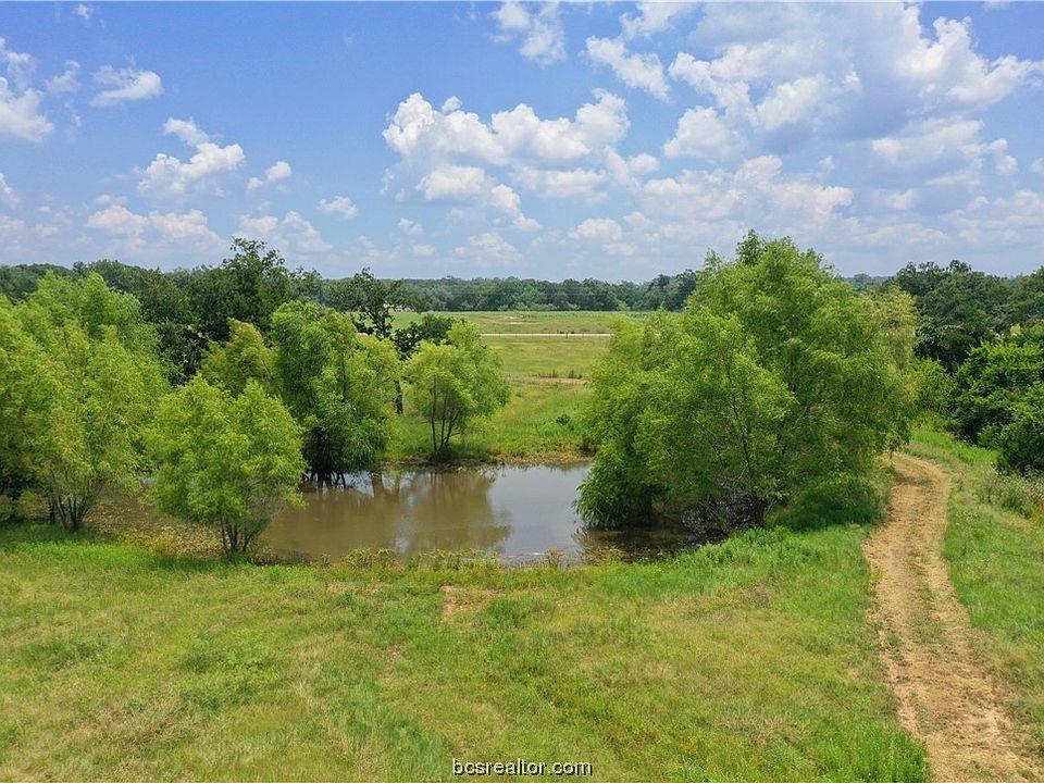 1st image of 1754 Fairview Dr