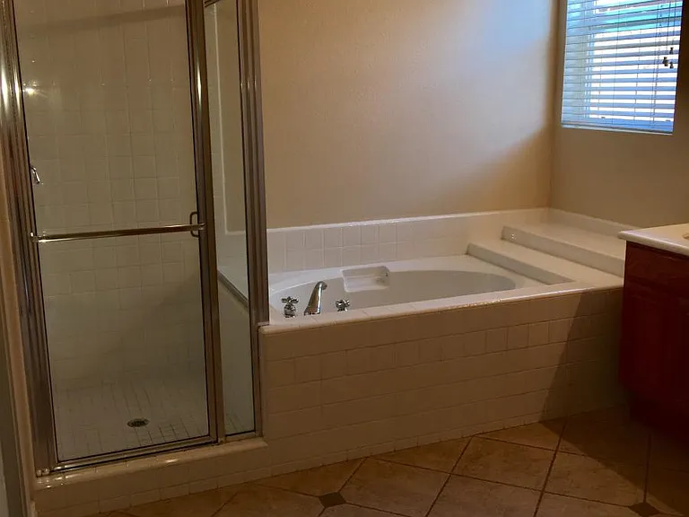 2554 High Trail Ct — Photo 8