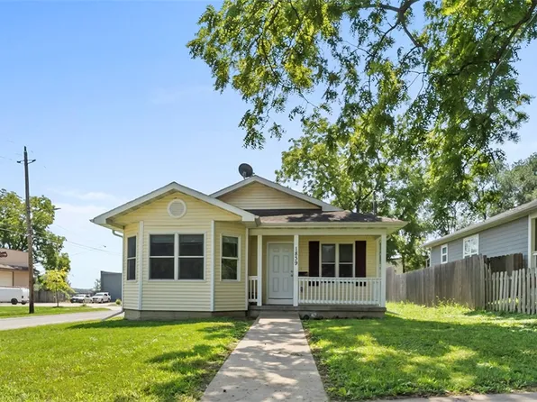 1839 Logan Ave, Des Moines, IA 50316