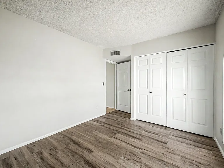 5733 W Mescal St — Photo 25