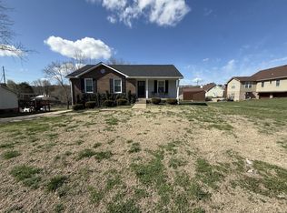 1318 Barbara Dr, Clarksville, TN 37043