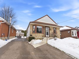 390 Division St, Oshawa, ON L1G 5M9