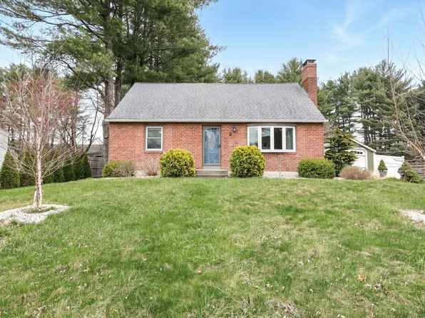 9 Peggy Lane, Enfield, CT 06082