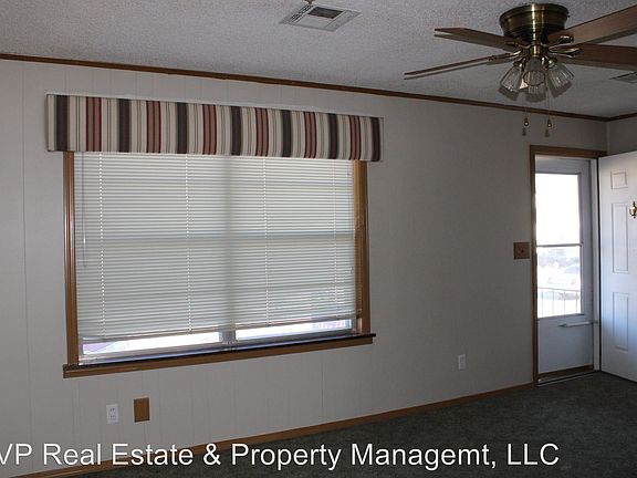 5th image of 3114 SE 19th St