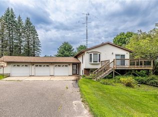 W11270 Spaulding Rd, Black River Falls, WI 54615