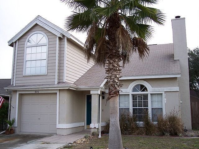 1st image of 826 E Charing Cross Cir