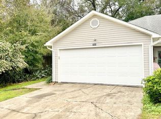 969 Tray Dr, Fort Walton Beach, FL 32547