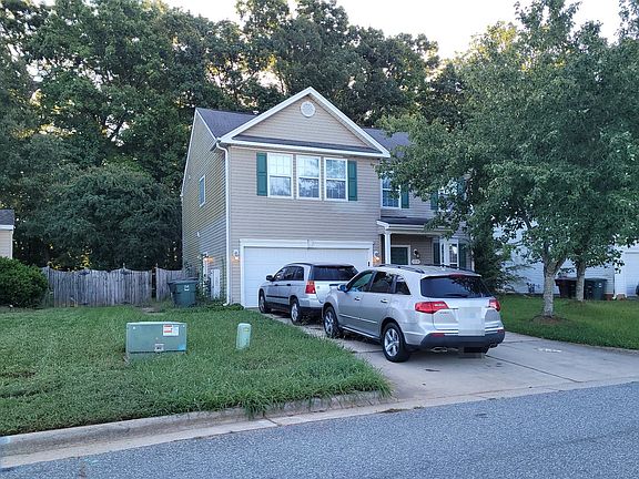 3rd image of 1914 Briar Run Dr
