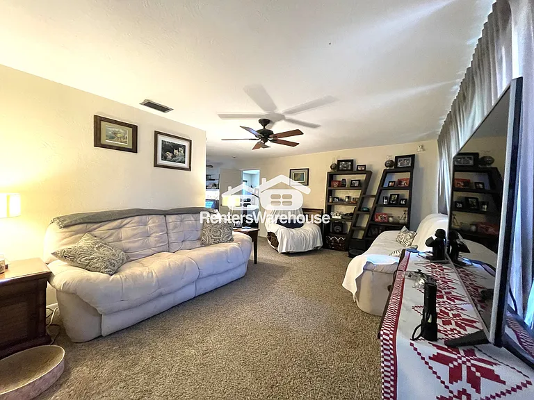 802 Embassy Rd — Photo 3
