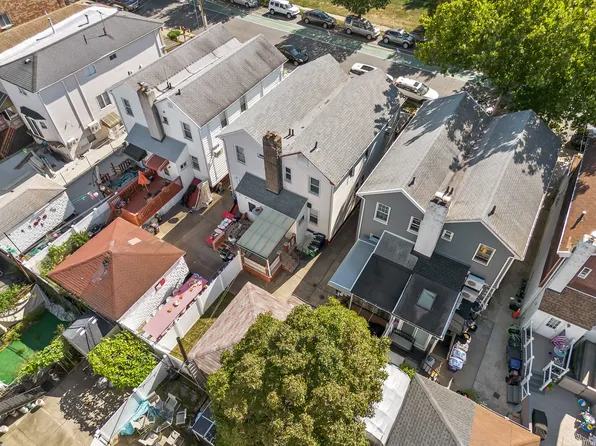 2229 East 38th Street image 30 of 33