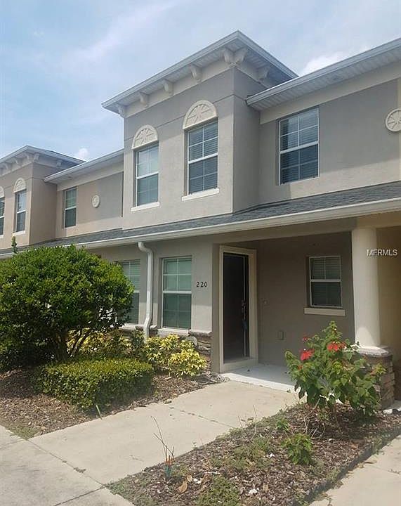 1st image of 220 Carina Cir