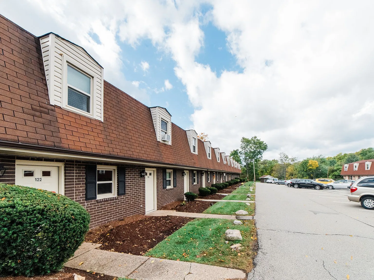 Starboard Villa Townhomes — Photo 1
