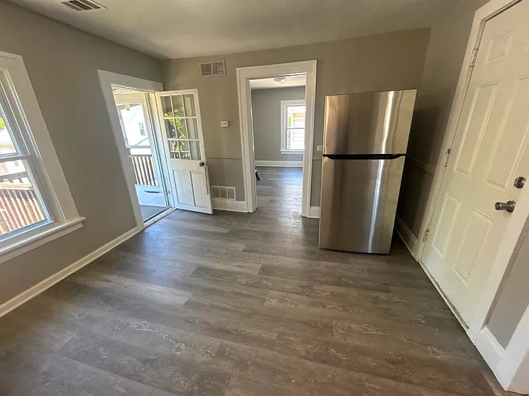 3398 W 54th St #UR — Photo 4