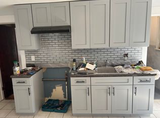 361 Prospect St FLOOR 2, Perth Amboy, NJ 08861