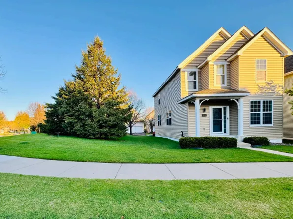 10165 Indigo Dr, Eden Prairie, MN 55347