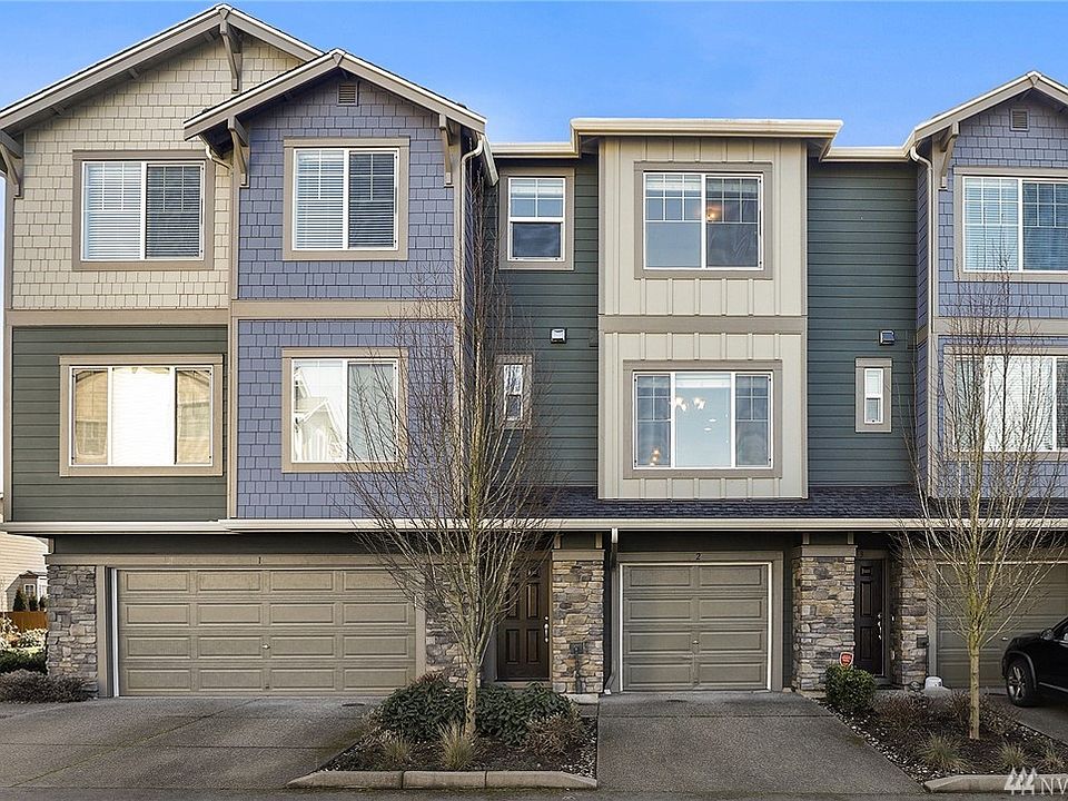 1st image of 4410 136th St SE Unit 2
