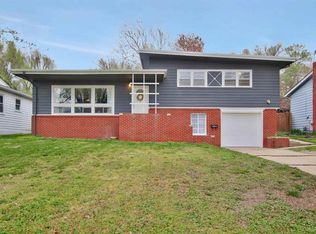 1204 N Helen St, Augusta, KS 67010
