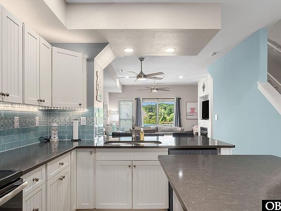 4th image of 1100 Cambridge Rd #301A