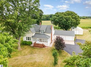 39 S Winn Rd, Mount Pleasant, MI 48858