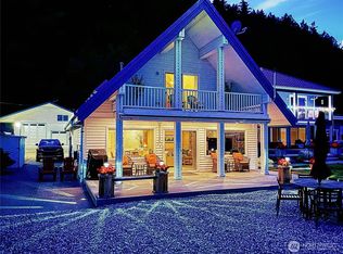14028 Evergreen Way, Stanwood, WA