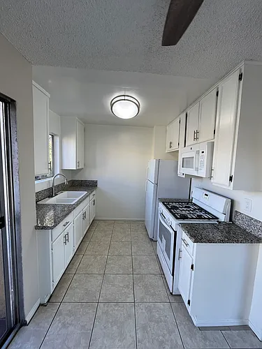1726 N Garfield Pl #17 Photo 1 1726 N Garfield Pl #17 Photo 1