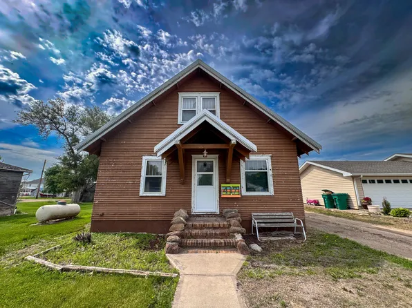 417 4th St S, Alpena, SD 57312