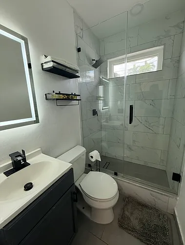 515 NE 17th Ave #4 Photo 1