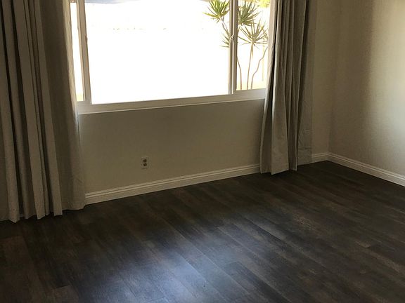 3rd image of 2144 Orange Ave