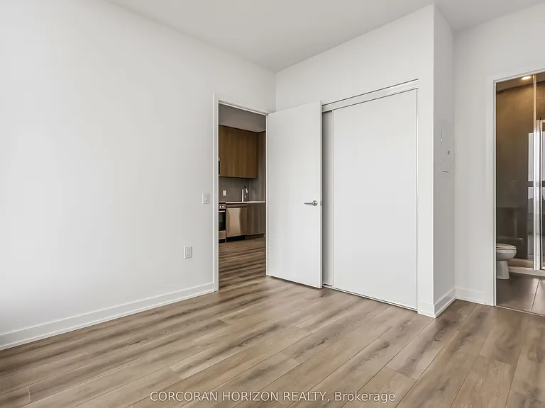 7439 Kingston Rd #805 — Photo 21