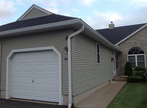 2nd image of 28 Castle Hill Rd #F