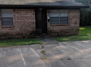 1619 Davis St APT G, Conway, AR 72032