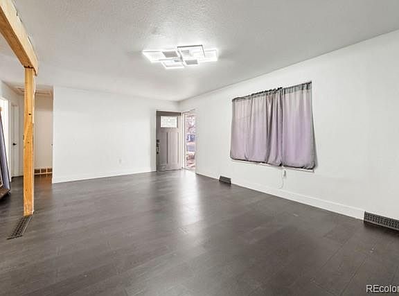 5th image of 1235 Strong Street