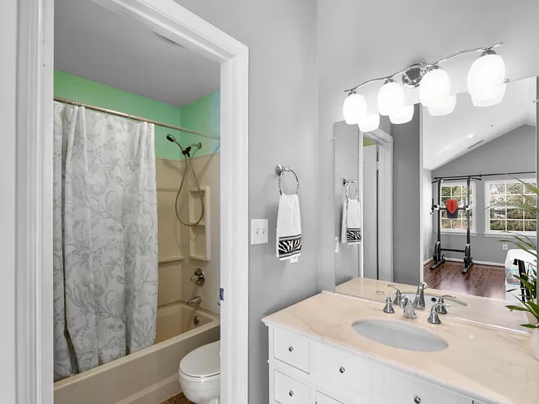 8371 Montgomery Run Rd #J — Photo 24
