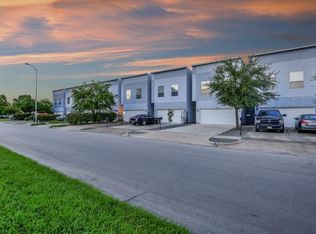 1828 Woodvine Dr, Houston, TX 77055