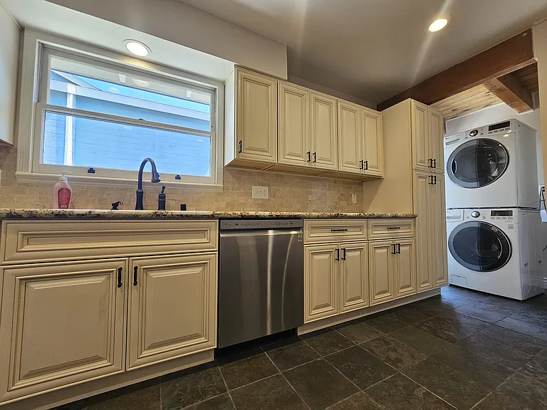 17162 Elm Ln #A — Photo 11