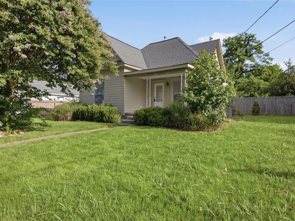 422 S Bristow Ave, Coweta, OK 74429