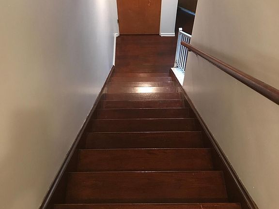4th image of 111 N Fremont Ave