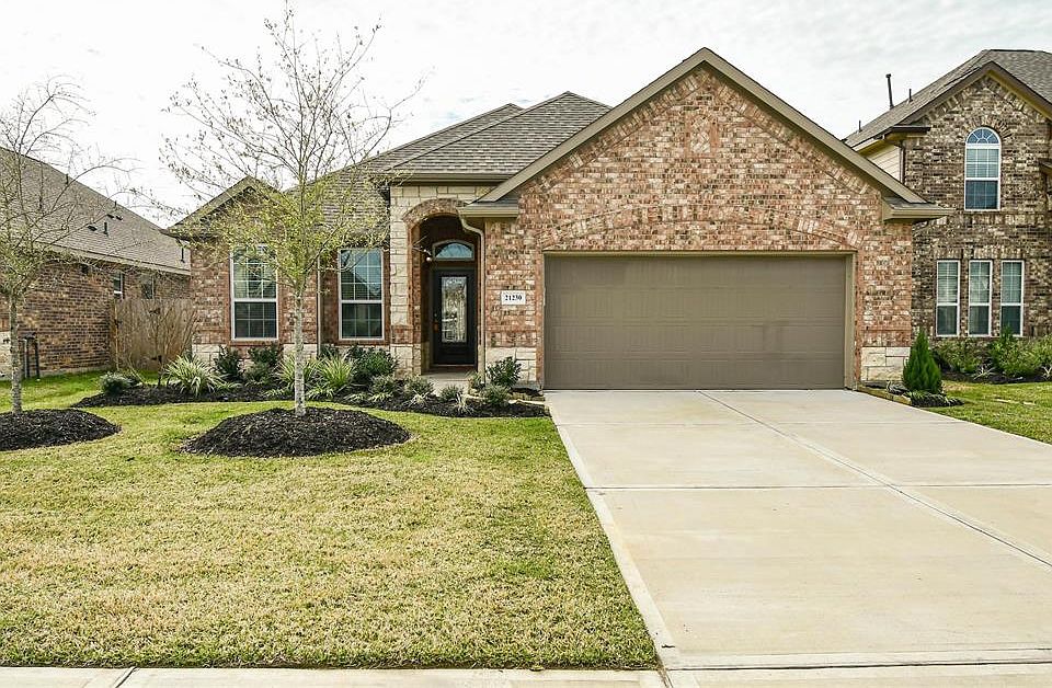 1st image of 21230 Flowering Dogwood Cir