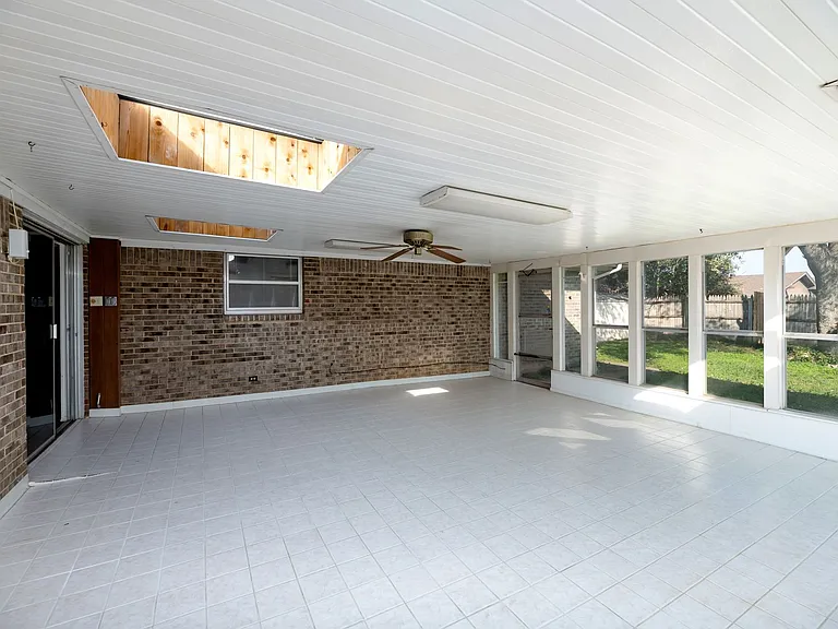 1605 Arrowhead Dr — Photo 27