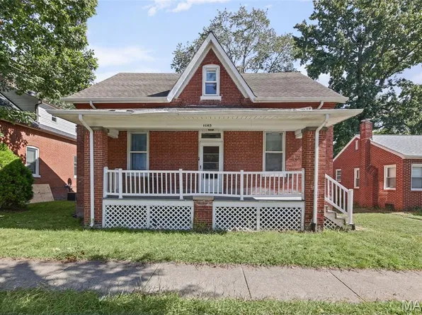 1405 Cypress St, Highland, IL 62249