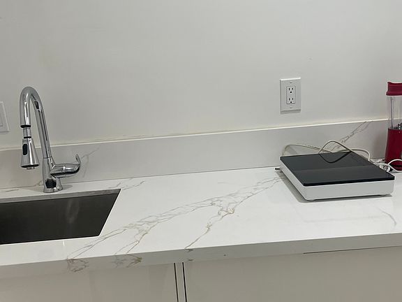 3rd image of 2306 S Rainer Ave #B