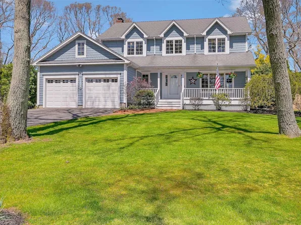 2305 Glenn Road, Southold, NY 11971